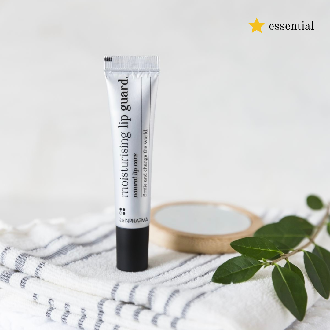 moisturising-lip-guard-15-ml